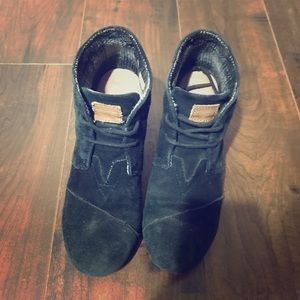 Toms Black Booties